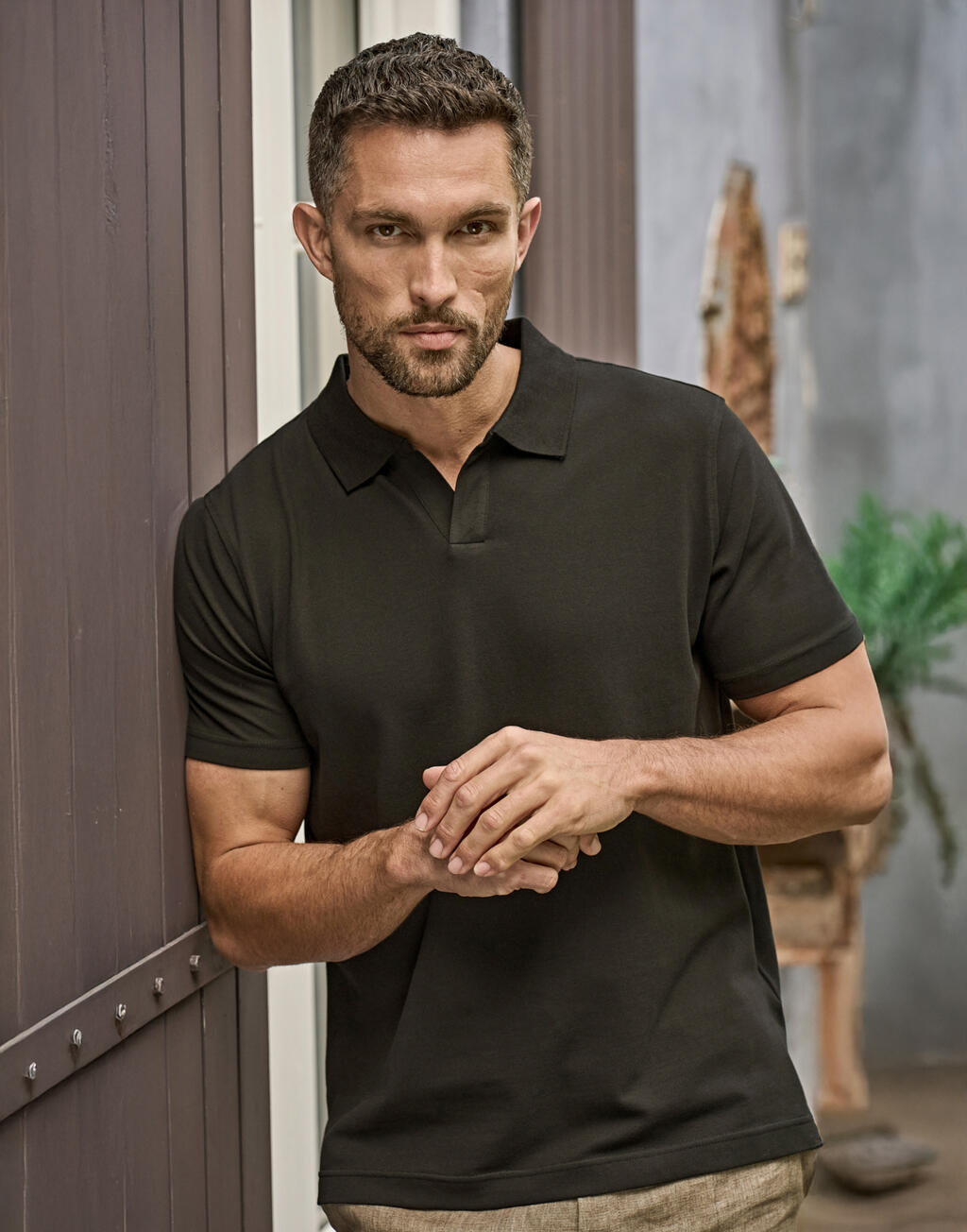 Elastaaniga V-kaelusega polo 51254