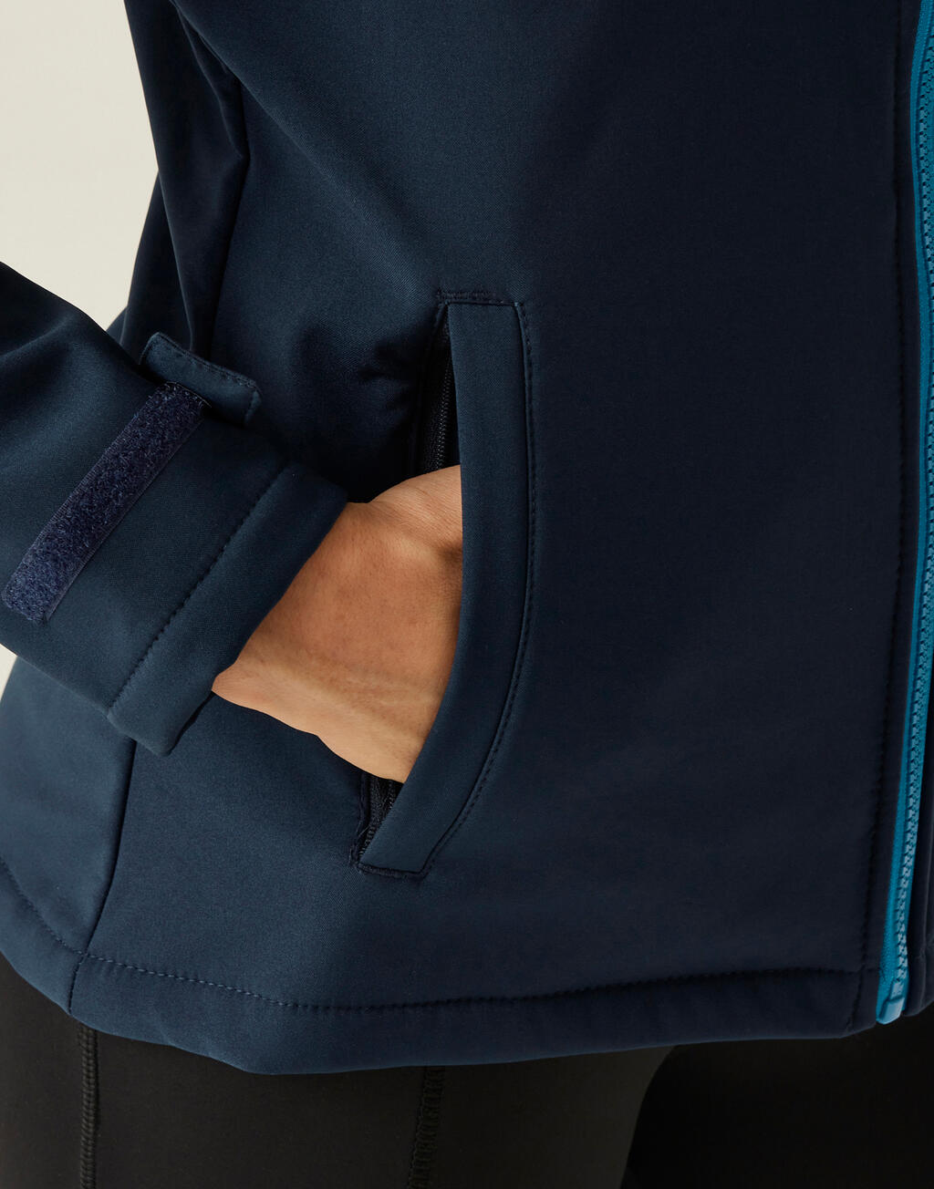 Naiste Venturer 3-kihiline kapuutsiga softshell-jakk 94917