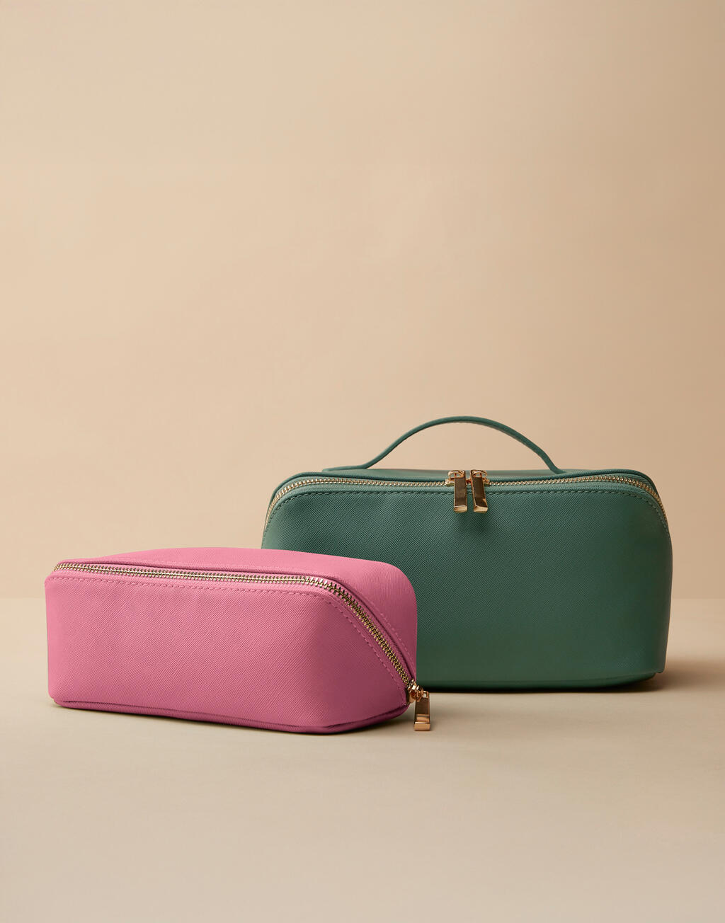 Boutique lapikuks avanev mini-aksessuaarikott 98729