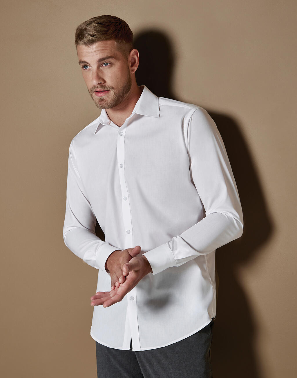 Slim Fit ärisärk pikkade varrukatega 79811